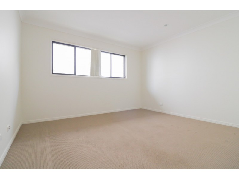 49 Orlando Drive, Coomera QLD 4209