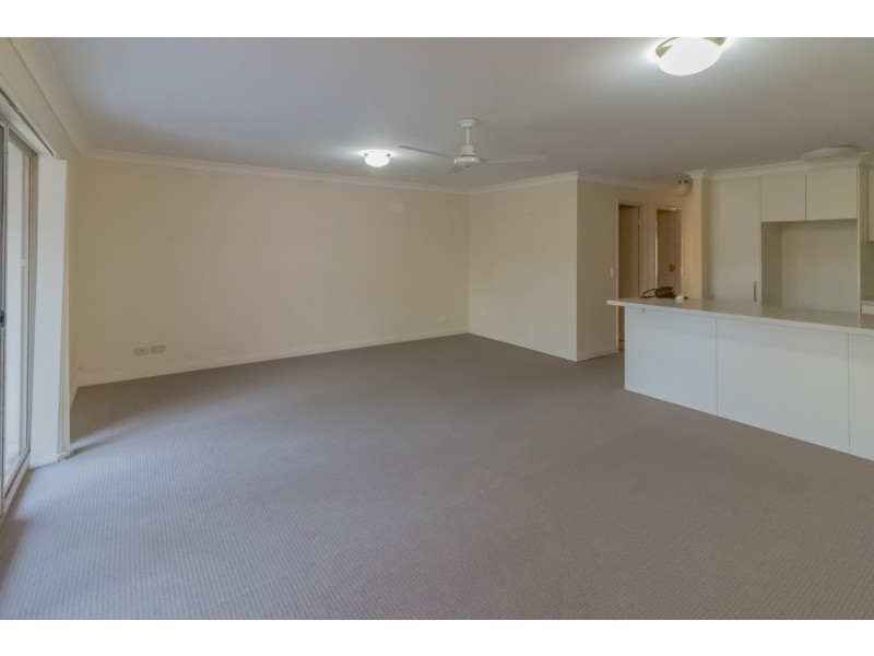 27/48 The Esplanade, Paradise Point QLD 4216