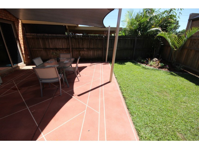 2/146 Central Street, Labrador QLD 4215
