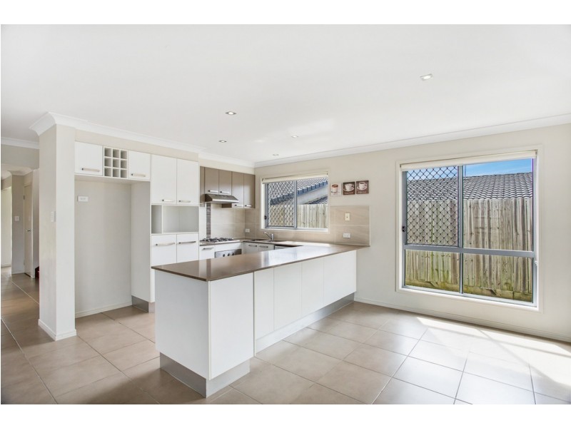 7 Lisa Crescent, Coomera QLD 4209