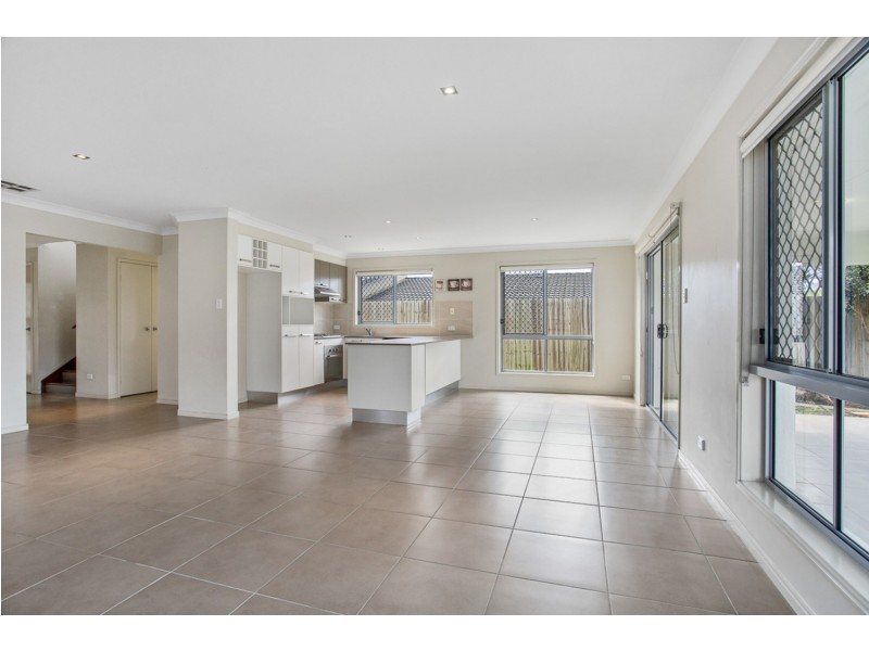 7 Lisa Crescent, Coomera QLD 4209