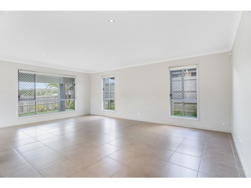 7 Lisa Crescent, Coomera QLD 4209