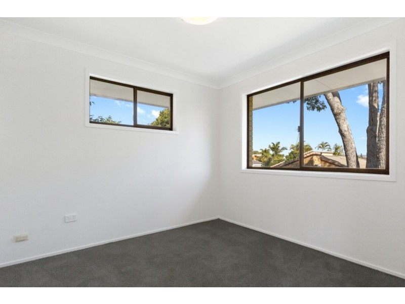 290 Bayview Street, Hollywell QLD 4216