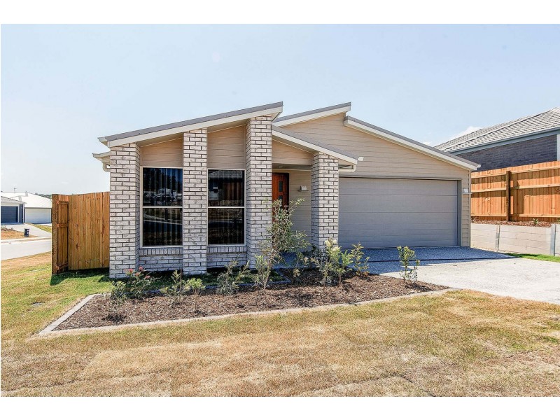 2  Zhang Street, Holmview QLD 4207