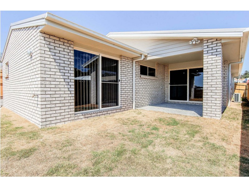 2  Zhang Street, Holmview QLD 4207