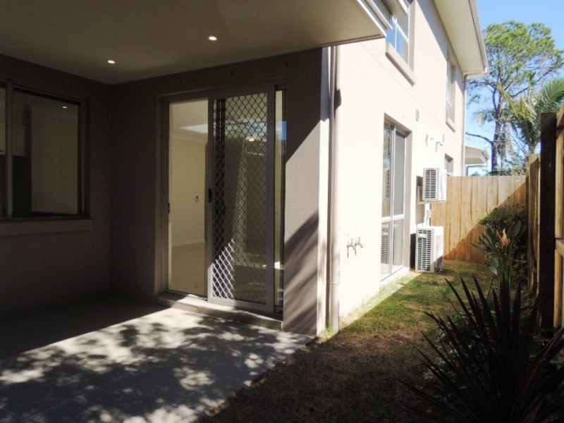 3/79 Falconer Street, Southport QLD 4215