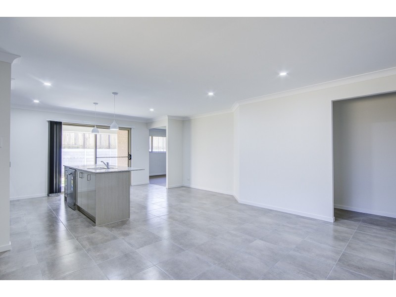 30 Wanaka Street, Bahrs Scrub QLD 4207