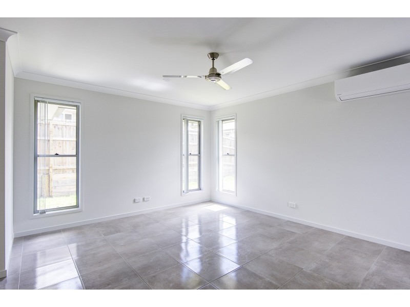 16 Dysart Drive, Holmview QLD 4207