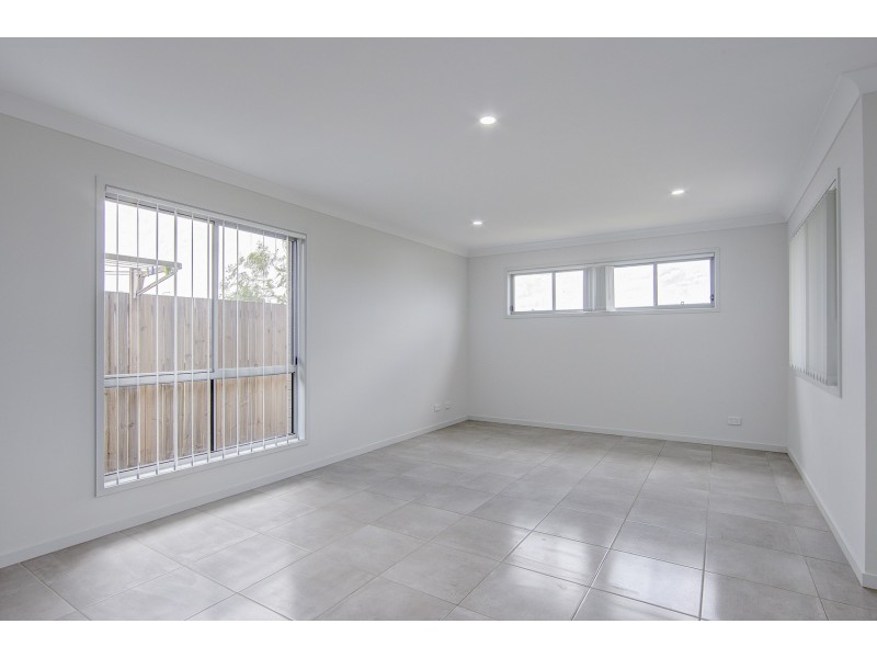 44 Dysart Drive, Holmview QLD 4207