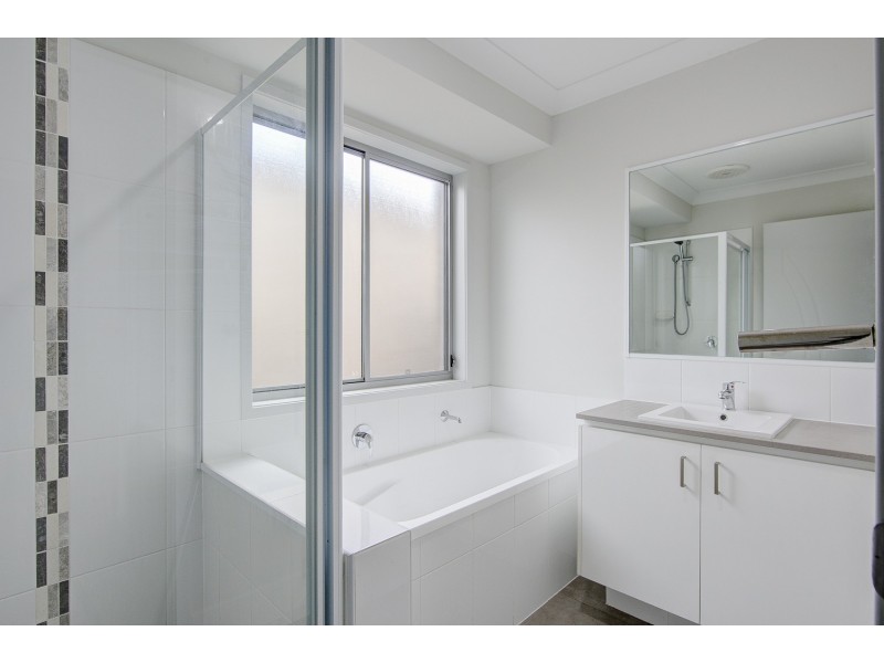 44 Dysart Drive, Holmview QLD 4207