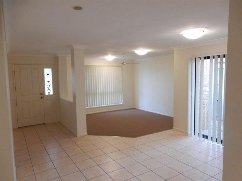 4 St Stephens Drive, Upper Coomera QLD 4209