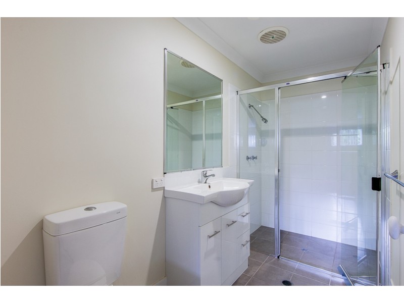 2/1 Frankland Avenue, Waterford QLD 4133