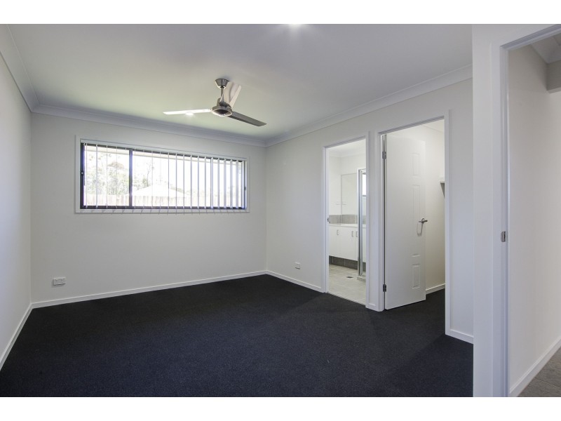 18 Steves Way, Coomera QLD 4209