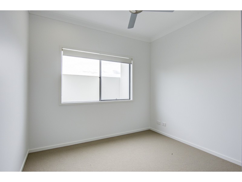 5036 Harbourview Drive, Hope Island QLD 4212