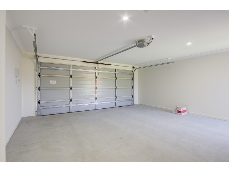 16 Steves Way, Coomera QLD 4209