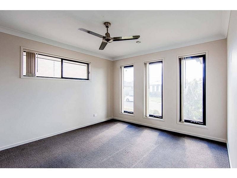 7 Riverstone Avenue, Logan Reserve QLD 4133