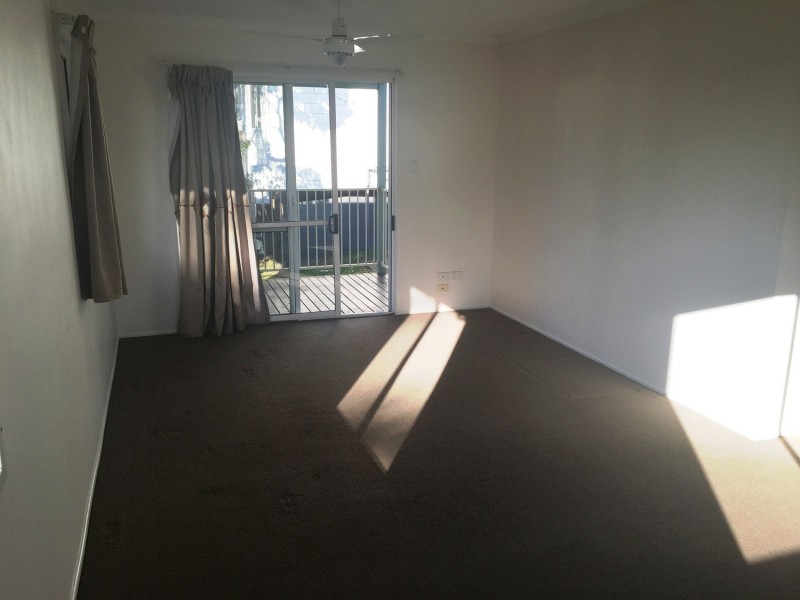 1 Cypress Crescent, Stapylton QLD 4207
