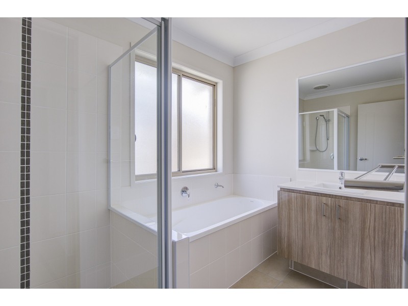 9 Clermont Street, Holmview QLD 4207