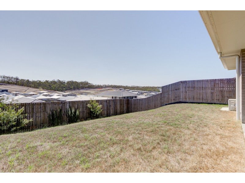 9 Clermont Street, Holmview QLD 4207