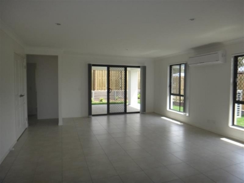 14 McAllisters Crescent, Coomera QLD 4209