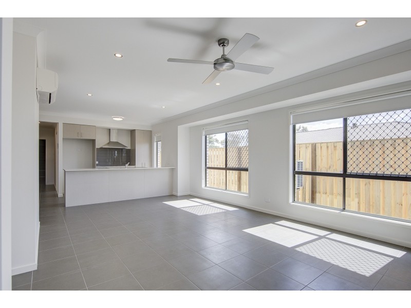 124 Killara Boulevard, Logan Reserve QLD 4133