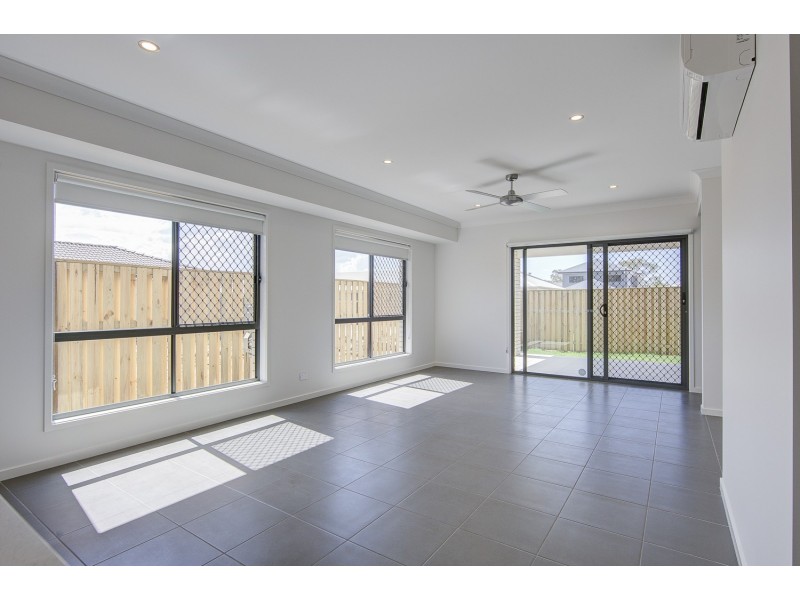 124 Killara Boulevard, Logan Reserve QLD 4133