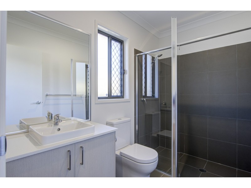 124 Killara Boulevard, Logan Reserve QLD 4133