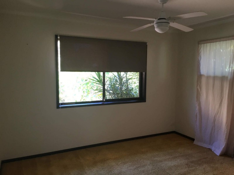 2/10 Errol Avenue, Paradise Point QLD 4216