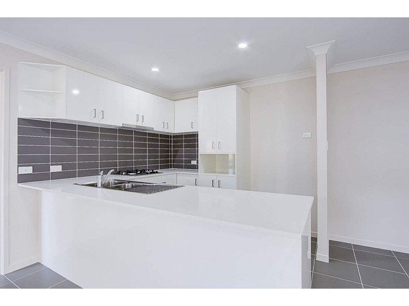2/50 Rosella Street, Loganlea QLD 4131