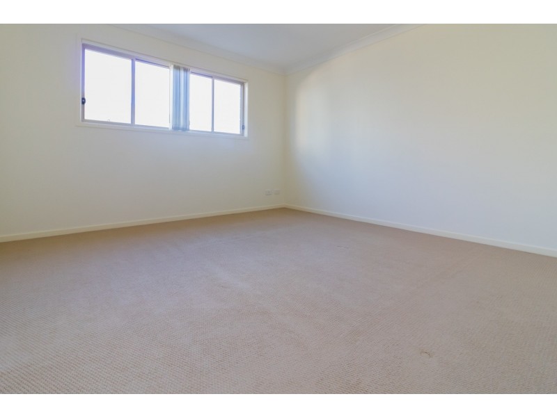 18 Alliance Street, Coomera QLD 4209