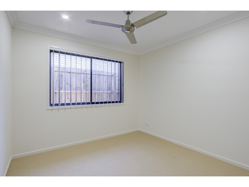 30 Clermont Street, Holmview QLD 4207