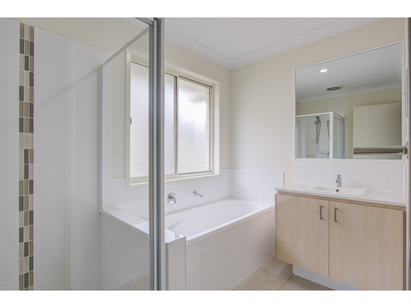 25 Jotown Drive, Coomera QLD 4209