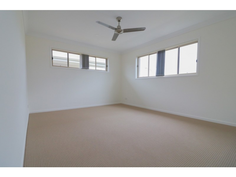 10 Gillian Drive, Coomera QLD 4209