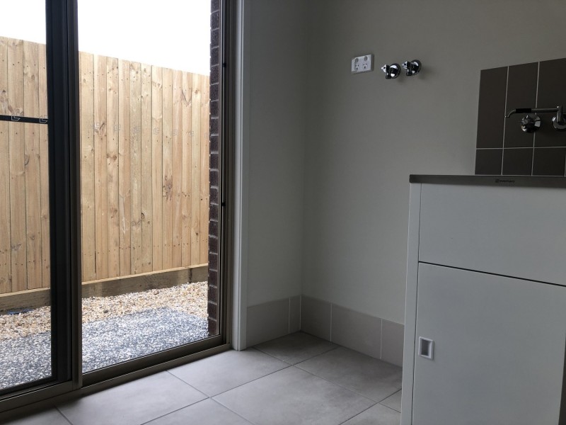 33 Gillian Drive, Coomera QLD 4209