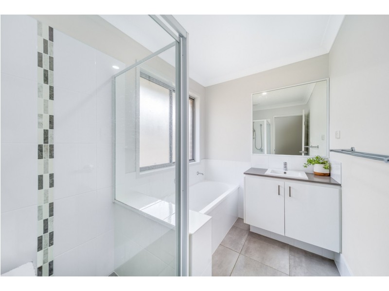 4 Liberty Rise, Coomera QLD 4209