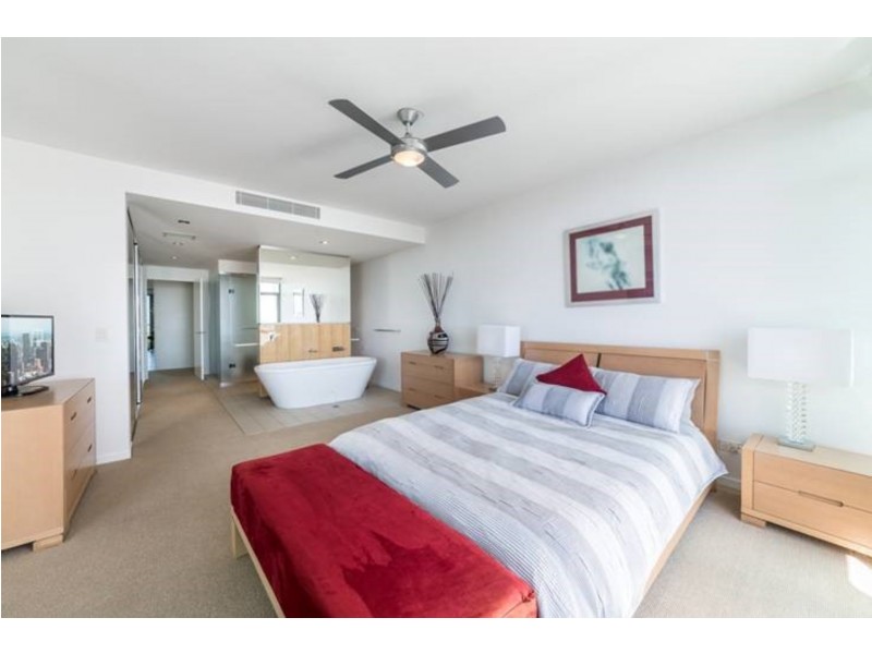 7506/2 Ephraim Island, Paradise Point QLD 4216