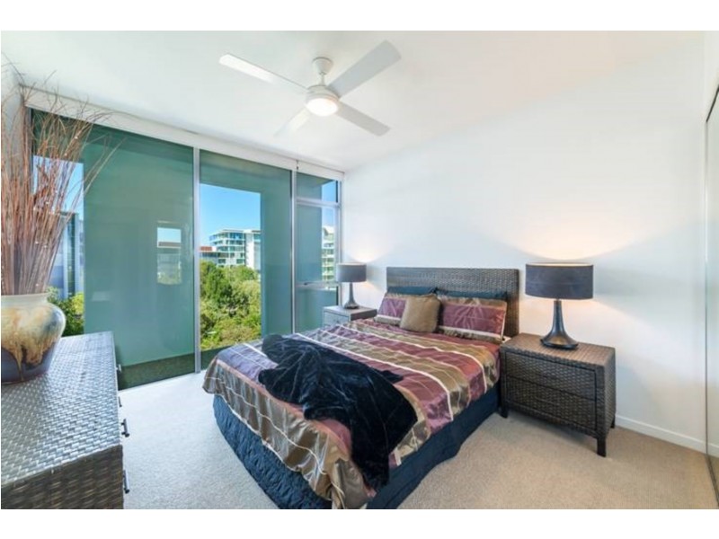 7506/2 Ephraim Island, Paradise Point QLD 4216