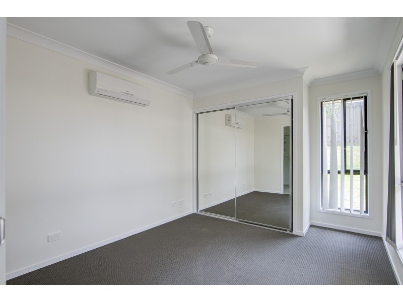 1/92 Pepper Tree Drive, Holmview QLD 4207