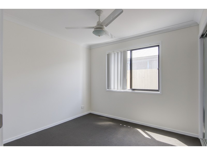 1/92 Pepper Tree Drive, Holmview QLD 4207