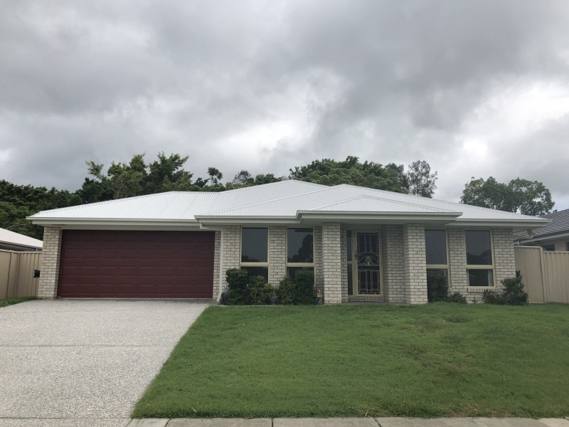 13 Sunrise Crescent, Merrimac QLD 4226