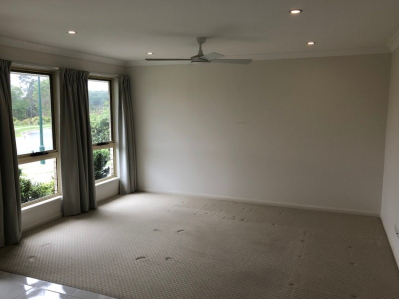 13 Sunrise Crescent, Merrimac QLD 4226