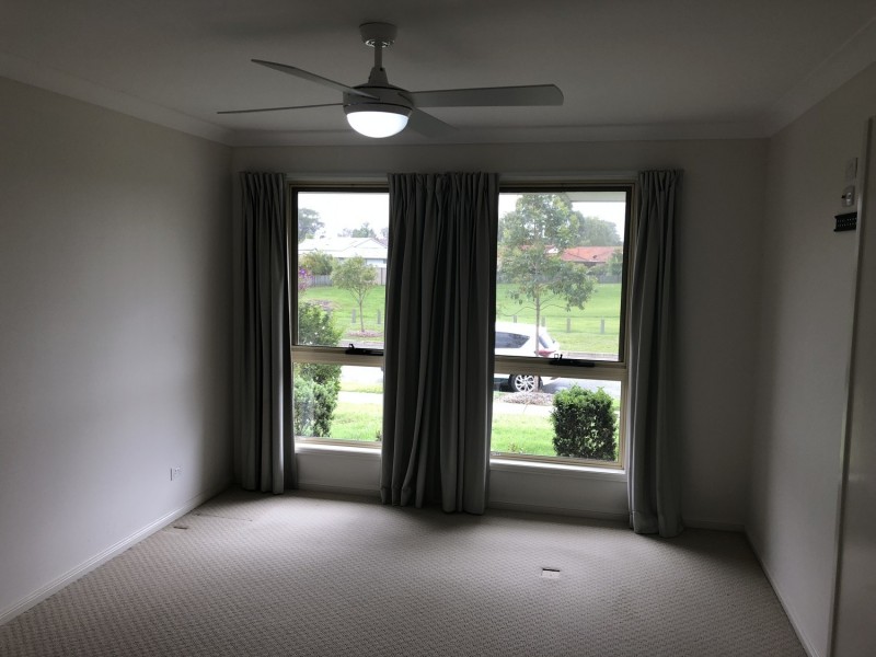 13 Sunrise Crescent, Merrimac QLD 4226
