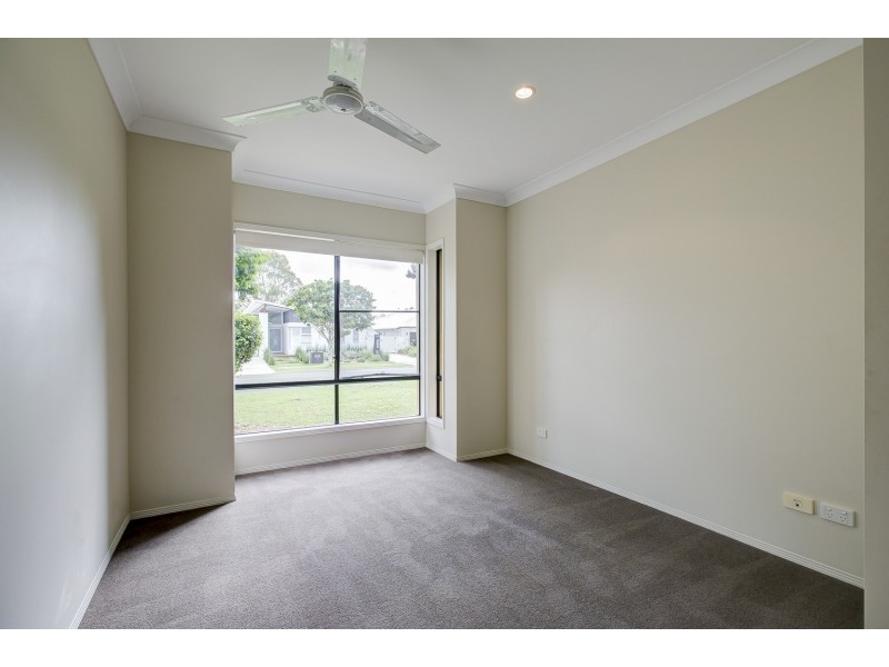56 The Peninsula, Helensvale QLD 4212