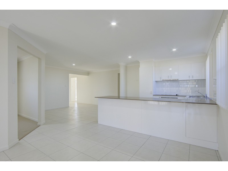 27 Berzins Court, Bahrs Scrub QLD 4207