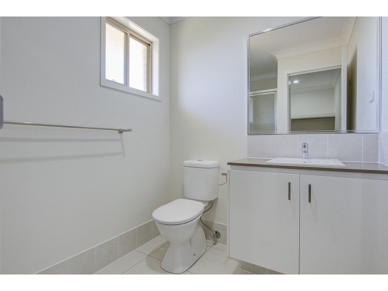 27 Berzins Court, Bahrs Scrub QLD 4207