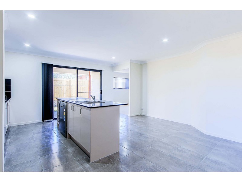 20 Dysart Drive, Holmview QLD 4207
