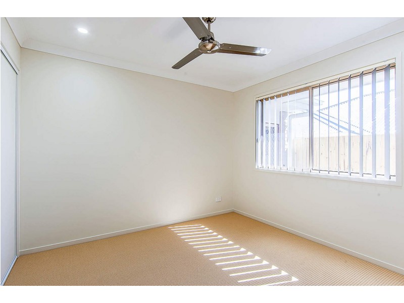 4 Clermont Street, Holmview QLD 4207