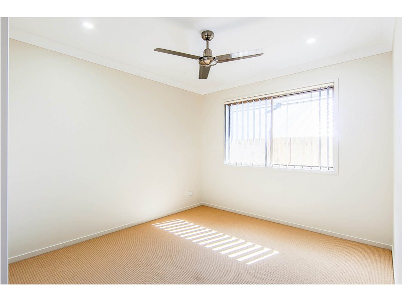 4 Clermont Street, Holmview QLD 4207