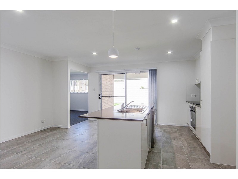 18 Clermont Street, Holmview QLD 4207