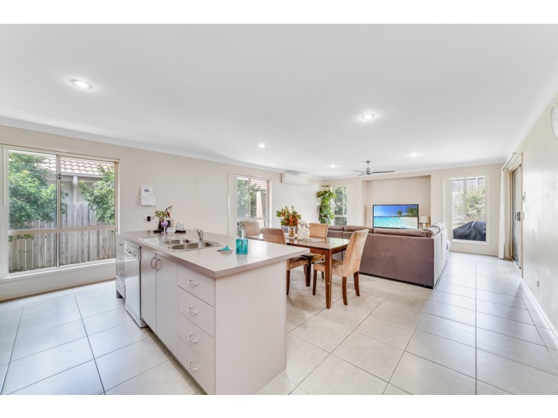 36 Sanctuary Parkway, Waterford QLD 4133